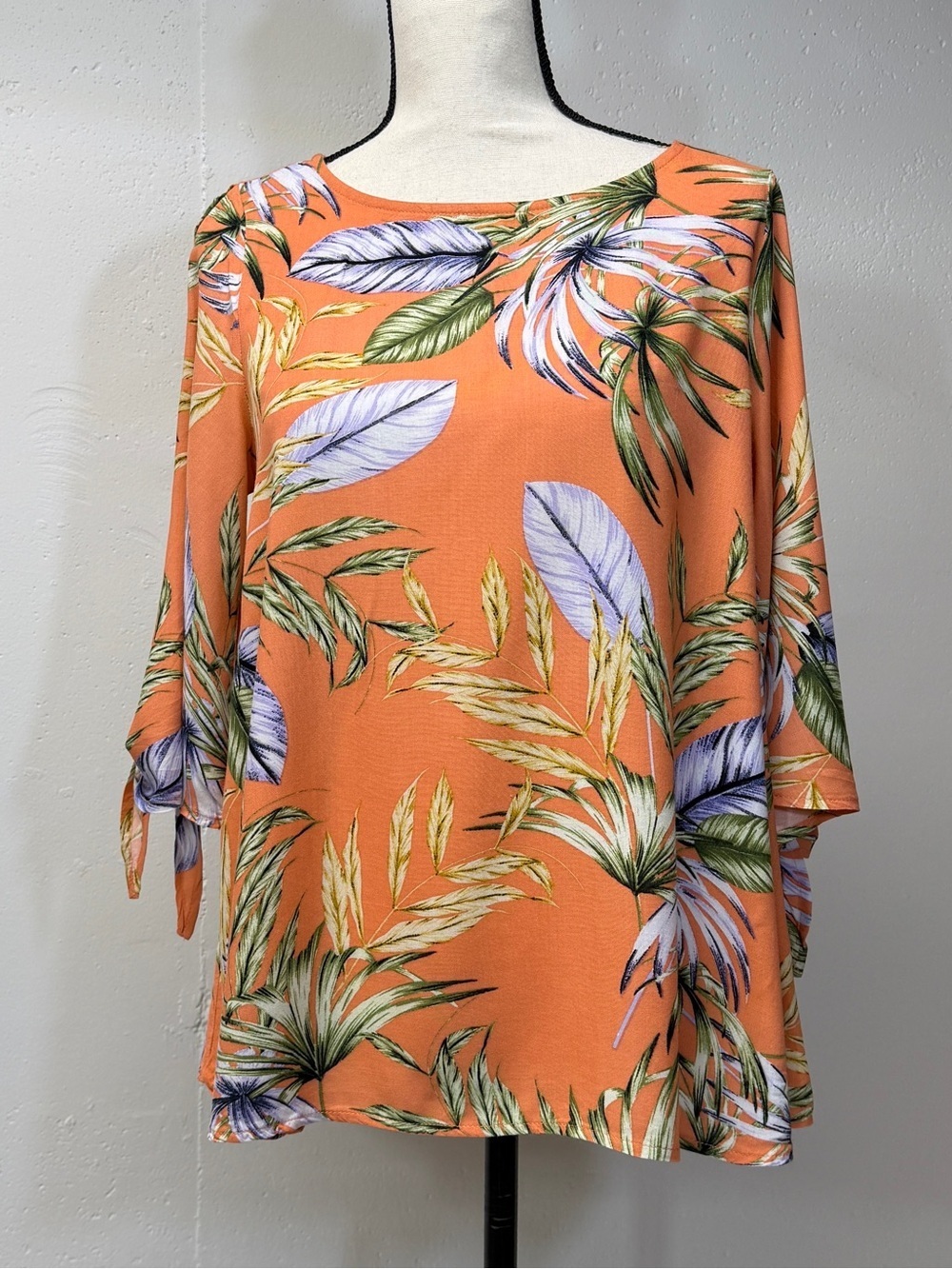 Pretty Orange Tropical Print flowy Top sz 8